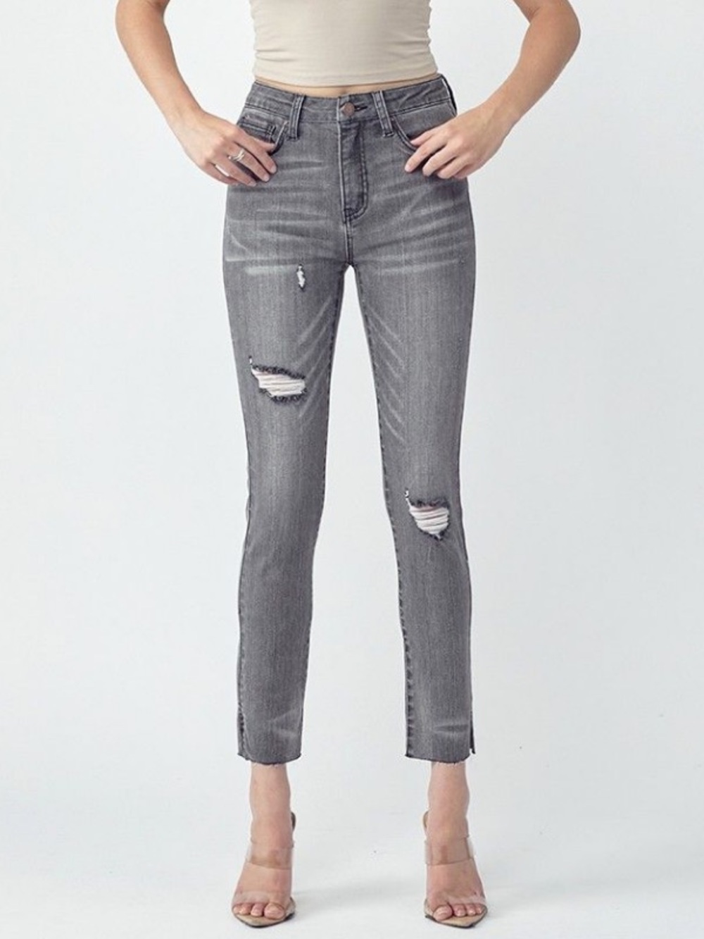 Risen. High Rise Skinny Distressed Jeans. Gray/Faded Black. Size 30.
